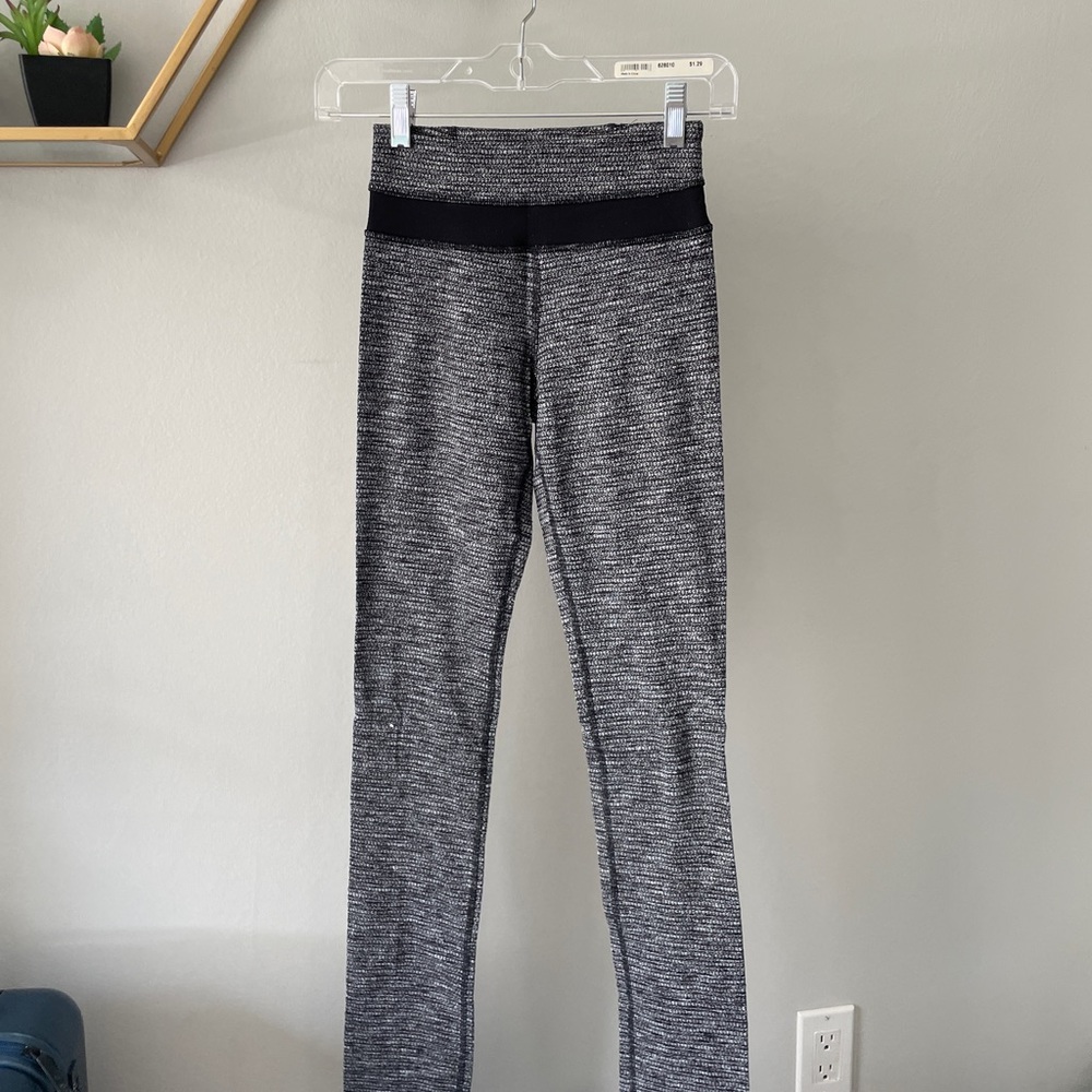 Lululemon leggings grey and black